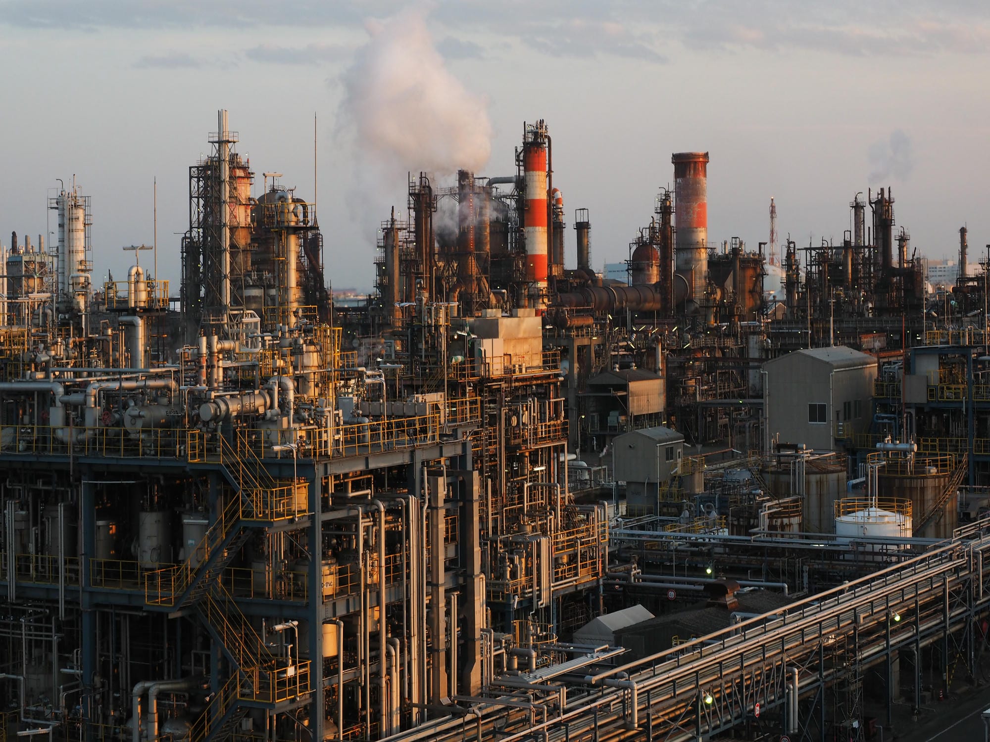 鉄鋼メーカー向け：マーケティング支援サービス